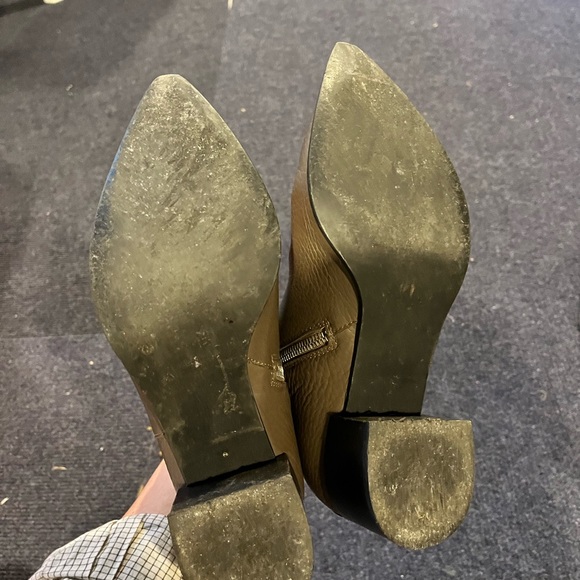 Everlane Boss Boot - Picture 4 of 4